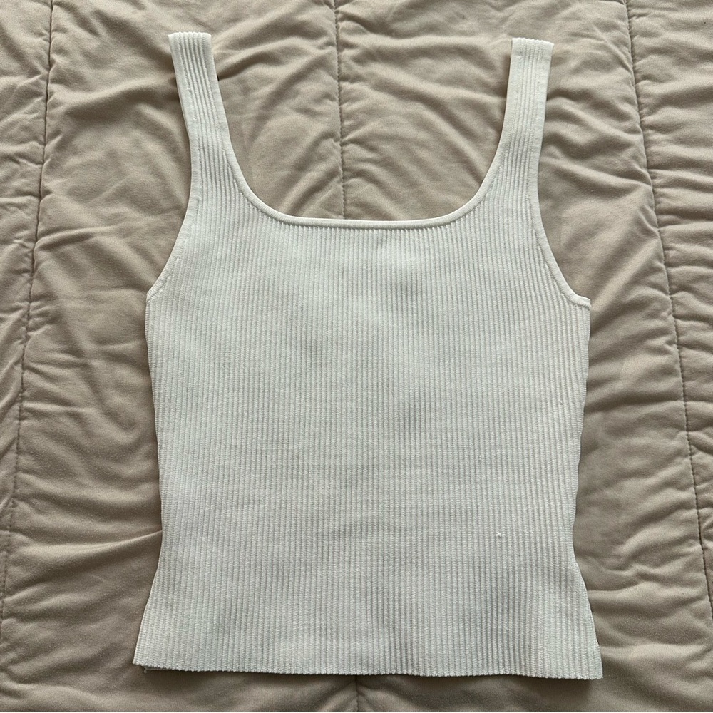 aritzia - babaton full length sculpt knit (white)